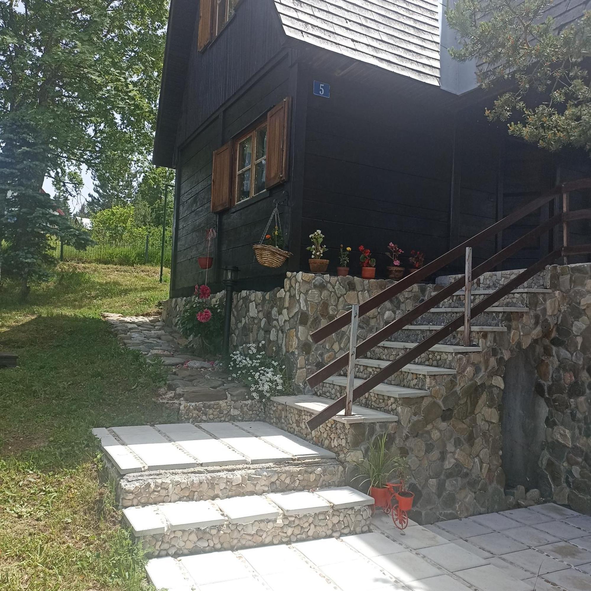 Ferienhaus Vikendica Malovic